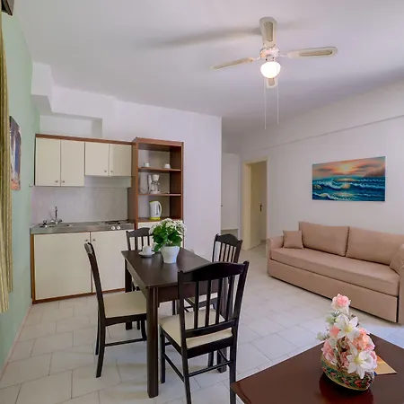 Ξενοδοχείο Scorpios Santorini 4*