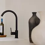 Scorpios Santorini ホテル モノリソス