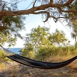 Scorpios Santorini ホテル 4*