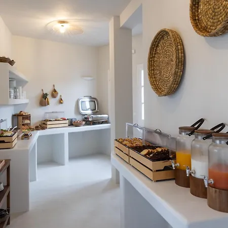Scorpios Santorini Hotel 4*