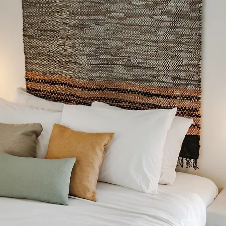 Scorpios Hotel