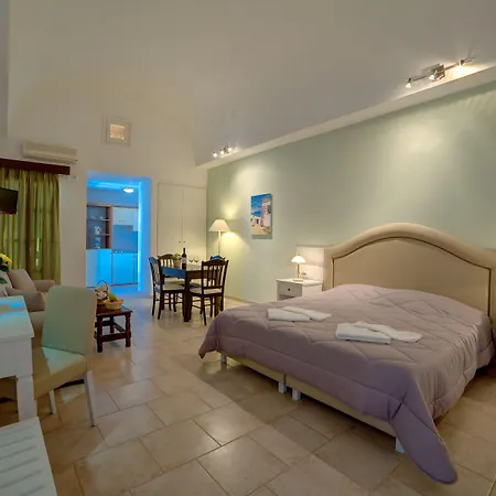 Scorpios Santorini 4* Monolitos