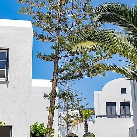 Scorpios Santorini Hotel 4*