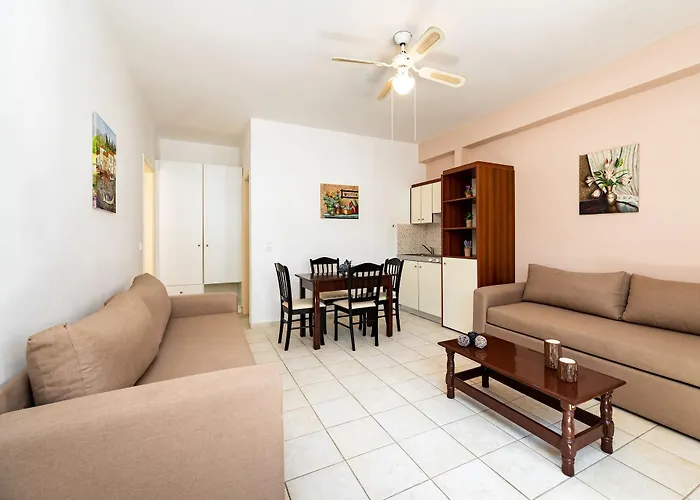 Scorpios Santorini 4* Monolitos