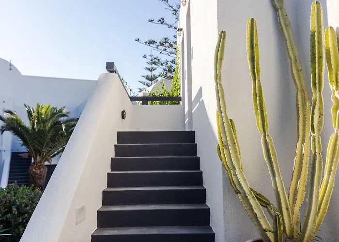 Otel Scorpios Santorini 4*