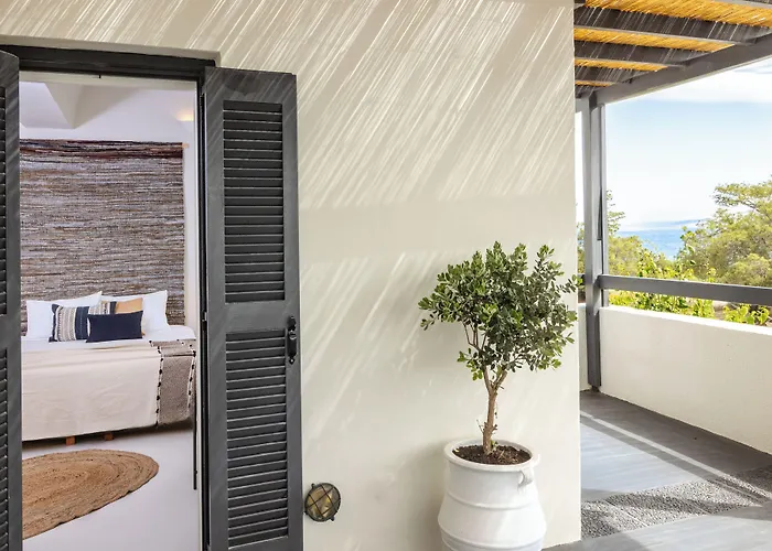 Scorpios Santorini Hotell 4*